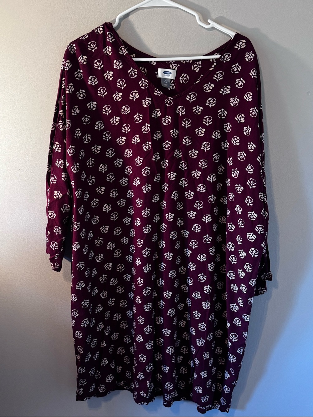 Old Navy Maroon and White Floral Long Sleeve Dress